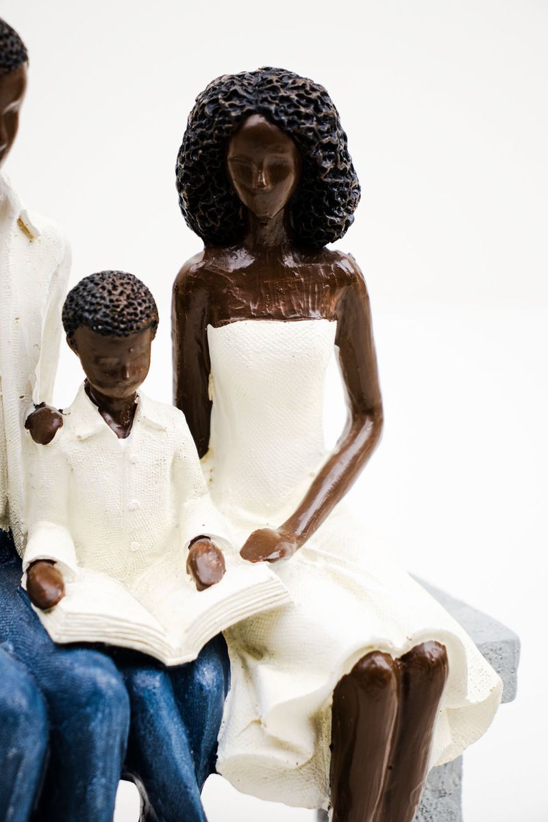 escultura-familia-7908236049936--2-