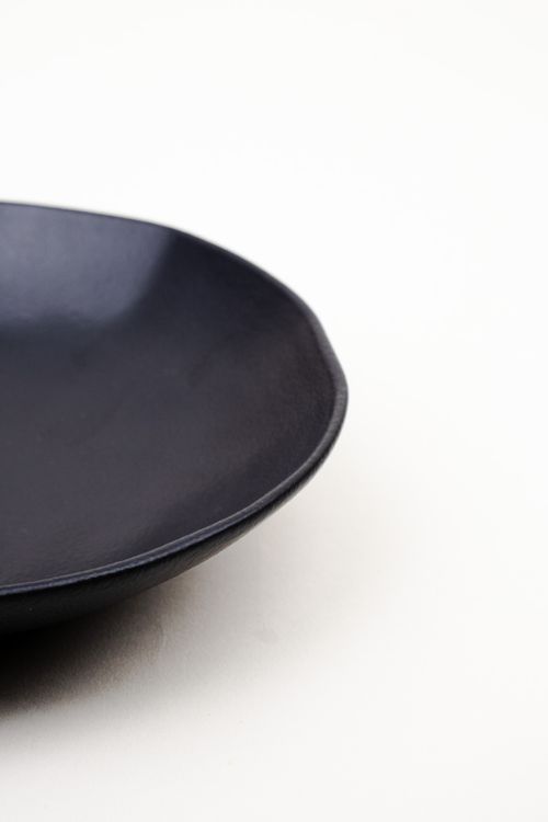 Prato Fundo Orgânico Preto Matte em Stoneware
