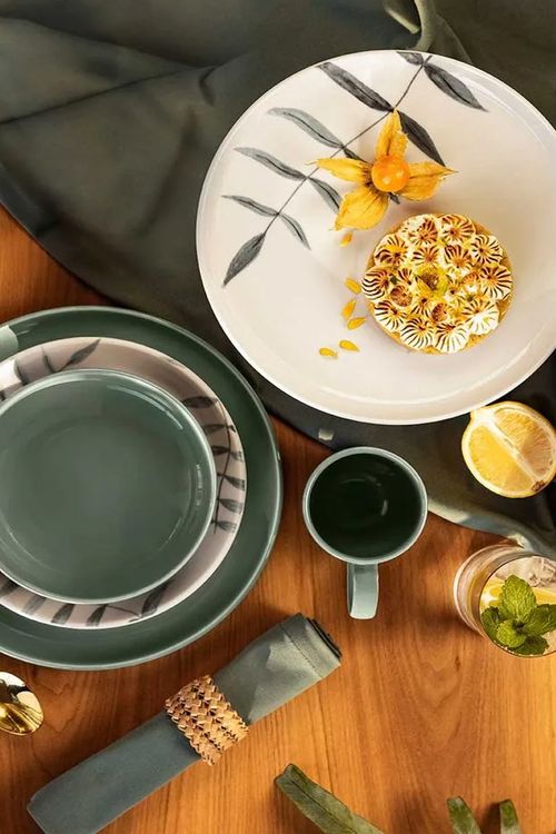 Xicara de Chá Samambaia em Porcelana com Pires 200ML