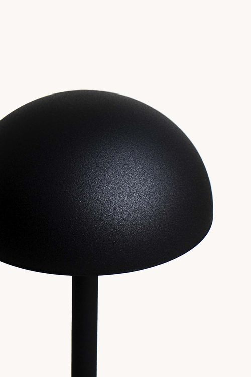 Luminária de Mesa Preta em Metal com Led