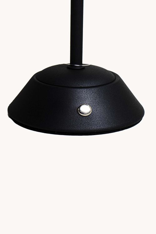 Luminária de Mesa Preta em Metal com Led