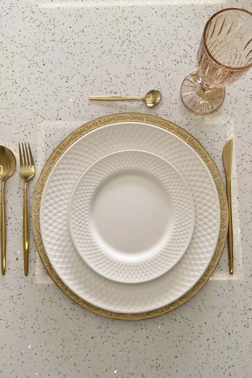 Prato de Sobremesa Satin White  em Cerâmica