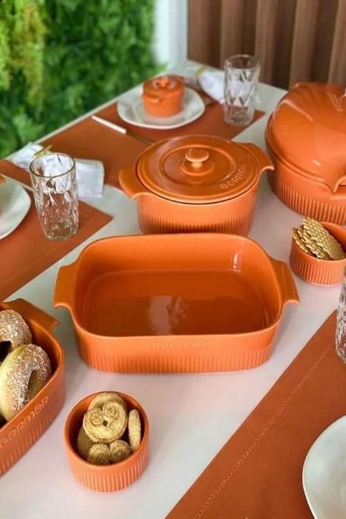 Travessa Retangular em Porcelana com Alça