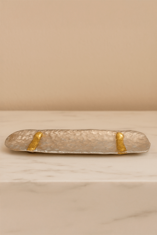 Bandeja de Vidro Decorativa com Detalhes de Ouro