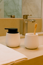 Conjunto de Banheiro em Ceramica 2 Pecas1