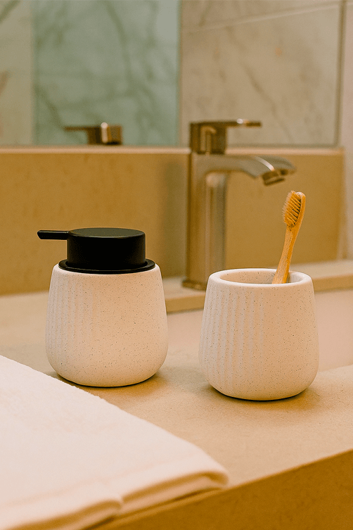 Conjunto de Banheiro em Ceramica 2 Pecas1