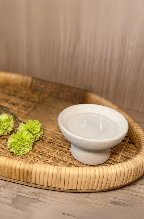 Vela Decorativa em Parafina com Suporte em Ceramica -1-