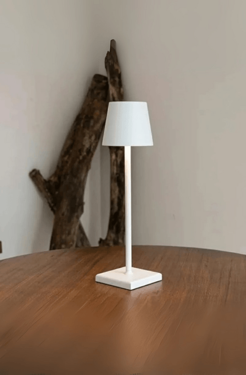 Abajur Branco com Led em Aco Inox