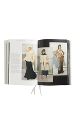 Livro Dior em Capa Dura1