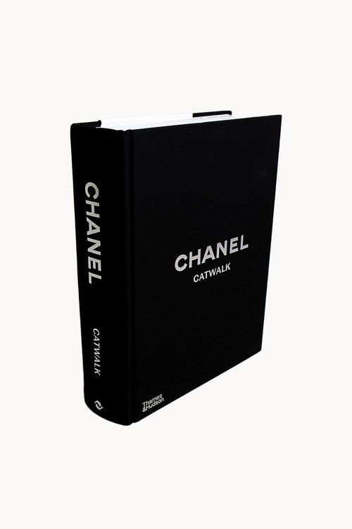 Livro Chanel em Capa Dura