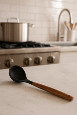 Concha Pratic Chef em Silicone com Cabo em Madeirap