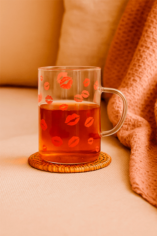Conjunto-de-Caneca-Kisses-em-Vidro-6-Pecas-280Ml