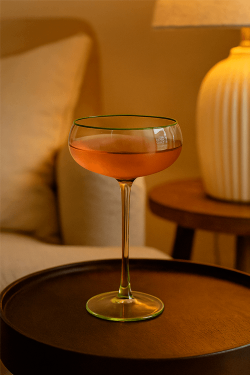 Taça Martini de Vidro Apricot com Base Verde 160 ml
