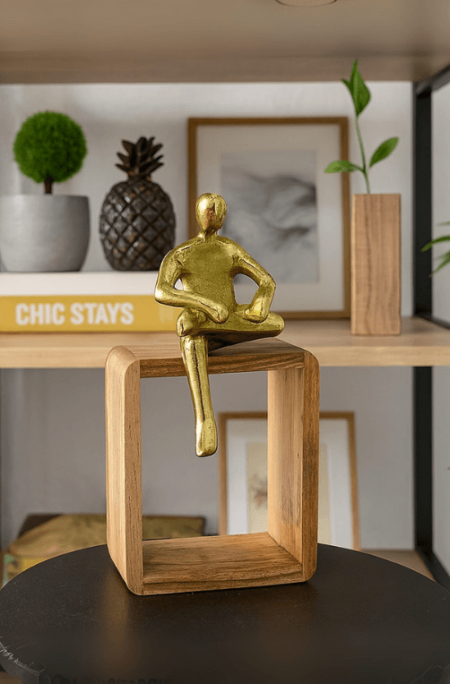 estatua meditacao 1