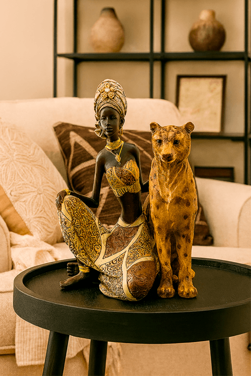 Escultura Africana Sentada em Resina