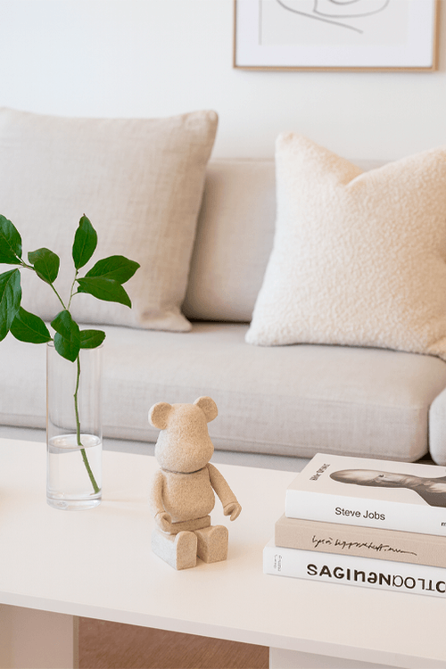 Escultura Urso Sentado em Resina