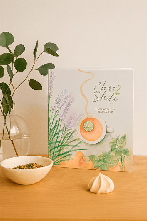 Livro Decorativo Chás e Shots